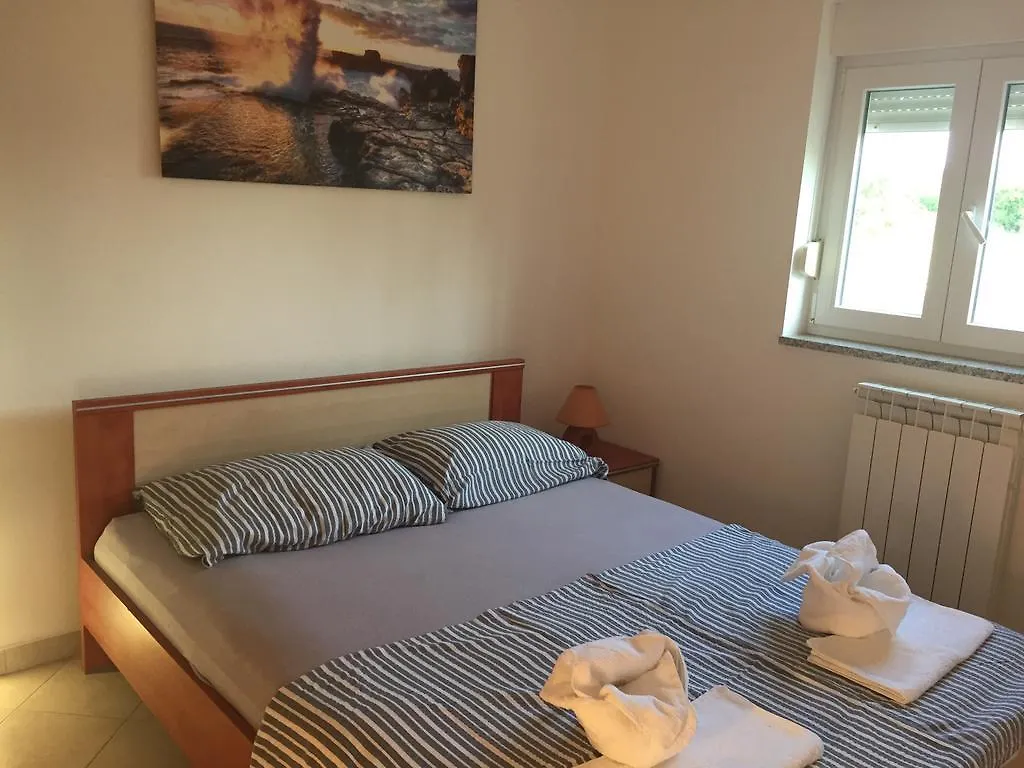 באניולה Sunny Rock Volme Apartments